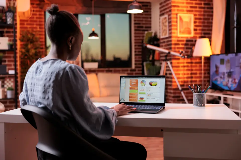 comment IA recommande un établissement local